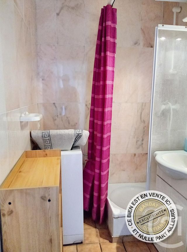 Appartement T2 à vendre - 2 pièces - 28.08 m2 - LE BARCARES - 66 - LANGUEDOC-ROUSSILLON - Century 21 Zénith Appartement T2 à vendre - 2 pièces - 28.08 m2 - LE BARCARES - 66 - LANGUEDOC-ROUSSILLON - Century 21 Zénith