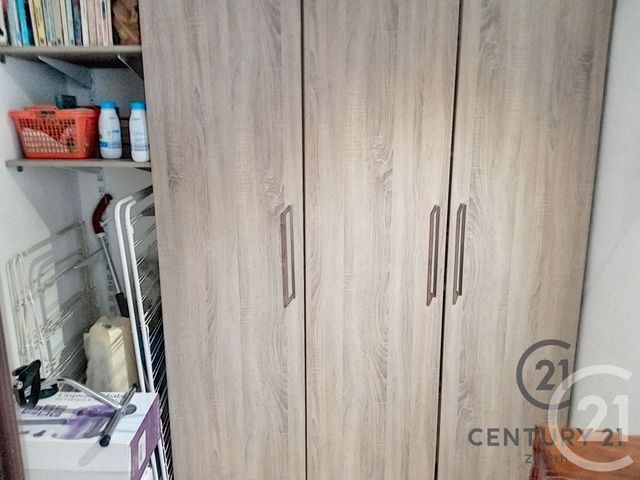 Appartement T2 à vendre - 2 pièces - 28.0 m2 - LE BARCARES - 66 - LANGUEDOC-ROUSSILLON - Century 21 Zénith Appartement T2 à vendre - 2 pièces - 28.0 m2 - LE BARCARES - 66 - LANGUEDOC-ROUSSILLON - Century 21 Zénith