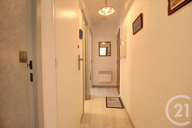 Afficher la photo en grand Appartement F2 à vendre - 2 pièces - 33.93 m2 - LE BARCARES - 66 - LANGUEDOC-ROUSSILLON - Century 21 Zénith