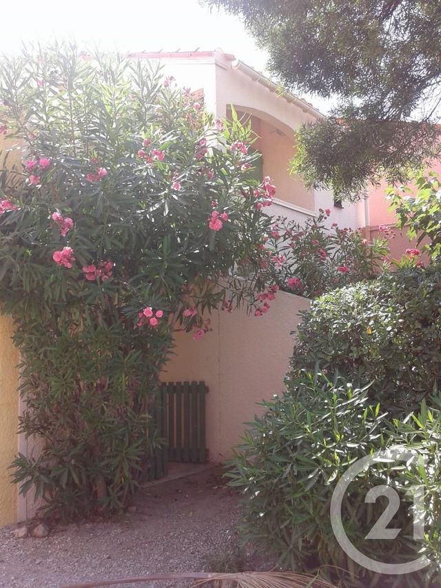 Appartement T3 à vendre - 3 pièces - 42.47 m2 - LE BARCARES - 66 - LANGUEDOC-ROUSSILLON - Century 21 Zénith Appartement T3 à vendre - 3 pièces - 42.47 m2 - LE BARCARES - 66 - LANGUEDOC-ROUSSILLON - Century 21 Zénith