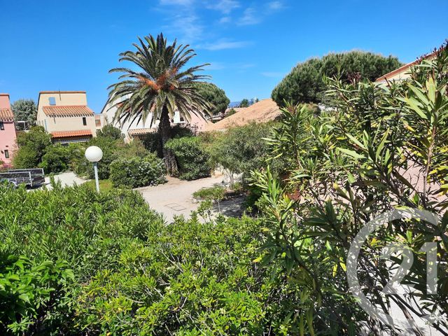 Appartement T3 à vendre - 3 pièces - 42.47 m2 - LE BARCARES - 66 - LANGUEDOC-ROUSSILLON - Century 21 Zénith Appartement T3 à vendre - 3 pièces - 42.47 m2 - LE BARCARES - 66 - LANGUEDOC-ROUSSILLON - Century 21 Zénith