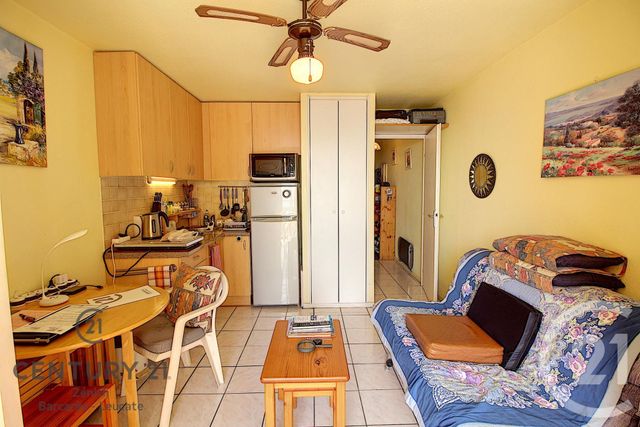Appartement T2 à vendre - 2 pièces - 27.0 m2 - LE BARCARES - 66 - LANGUEDOC-ROUSSILLON - Century 21 Zénith Appartement T2 à vendre - 2 pièces - 27.0 m2 - LE BARCARES - 66 - LANGUEDOC-ROUSSILLON - Century 21 Zénith