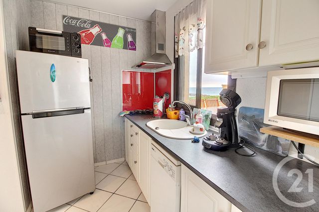 appartement à vendre - 2 pièces - 31.27 m2 - LE BARCARES - 66 - LANGUEDOC-ROUSSILLON - Century 21 Zénith appartement à vendre - 2 pièces - 31.27 m2 - LE BARCARES - 66 - LANGUEDOC-ROUSSILLON - Century 21 Zénith