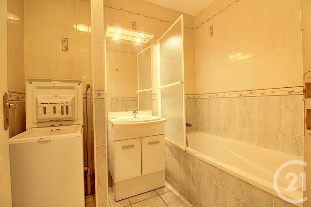 Afficher la photo en grand Appartement T4 à vendre - 4 pièces - 103.0 m2 - LE BARCARES - 66 - LANGUEDOC-ROUSSILLON - Century 21 Zénith