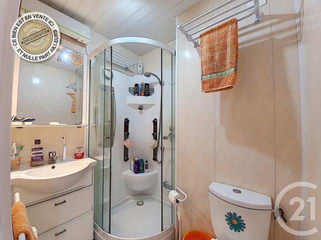 Afficher la photo en grand Appartement T2 à vendre - 2 pièces - 34.0 m2 - LE BARCARES - 66 - LANGUEDOC-ROUSSILLON - Century 21 Zénith