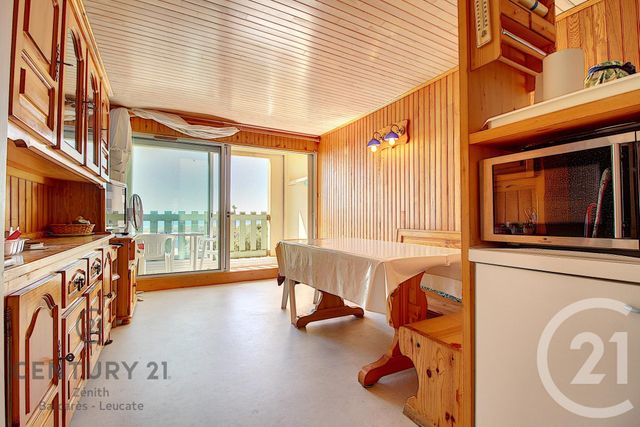 Afficher la photo en grand appartement à vendre - 3 pièces - 49.0 m2 - LE BARCARES - 66 - LANGUEDOC-ROUSSILLON - Century 21 Zénith