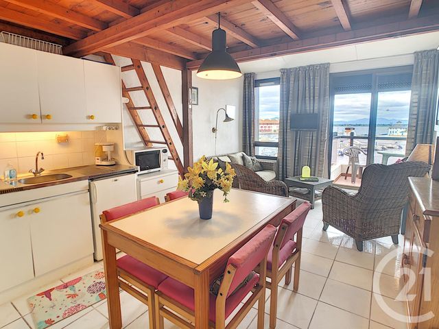 Afficher la photo en grand Appartement T2 à vendre - 2 pièces - 32.0 m2 - LE BARCARES - 66 - LANGUEDOC-ROUSSILLON - Century 21 Zénith