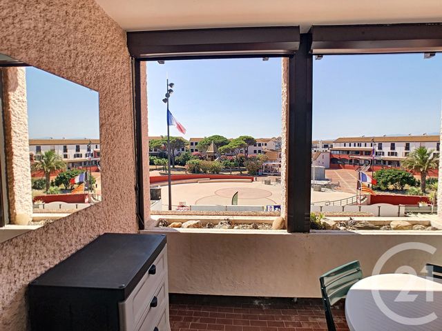 Afficher la photo en grand Appartement T2 à vendre - 2 pièces - 30.0 m2 - LE BARCARES - 66 - LANGUEDOC-ROUSSILLON - Century 21 Zénith