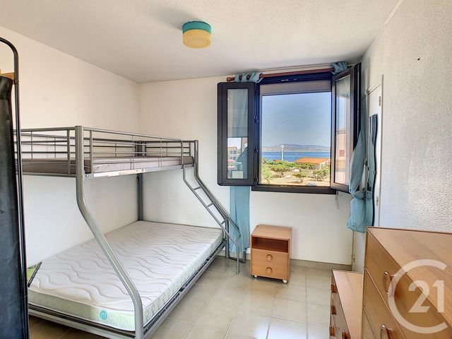 Afficher la photo en grand Appartement T2 à vendre - 2 pièces - 30.0 m2 - LE BARCARES - 66 - LANGUEDOC-ROUSSILLON - Century 21 Zénith
