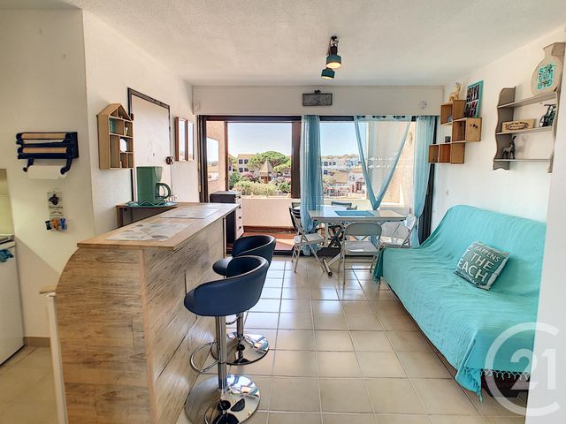 Afficher la photo en grand Appartement T2 à vendre - 2 pièces - 30.0 m2 - LE BARCARES - 66 - LANGUEDOC-ROUSSILLON - Century 21 Zénith