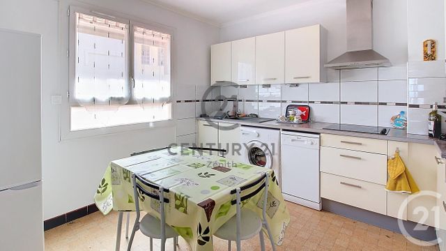 Afficher la photo en grand Appartement F4 à vendre - 4 pièces - 81.0 m2 - LE BARCARES - 66 - LANGUEDOC-ROUSSILLON - Century 21 Zénith
