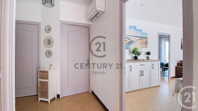 Afficher la photo en grand Appartement F4 à vendre - 4 pièces - 81.0 m2 - LE BARCARES - 66 - LANGUEDOC-ROUSSILLON - Century 21 Zénith