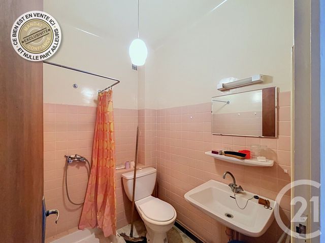 maison à vendre - 7 pièces - 110.0 m2 - ST LAURENT DE LA SALANQUE - 66 - LANGUEDOC-ROUSSILLON - Century 21 Zénith