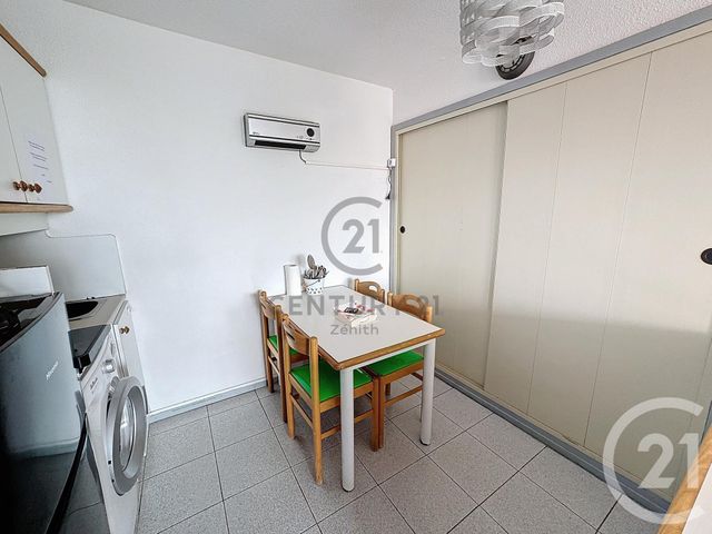Afficher la photo en grand Appartement F2 à vendre - 2 pièces - 32.0 m2 - LE BARCARES - 66 - LANGUEDOC-ROUSSILLON - Century 21 Zénith