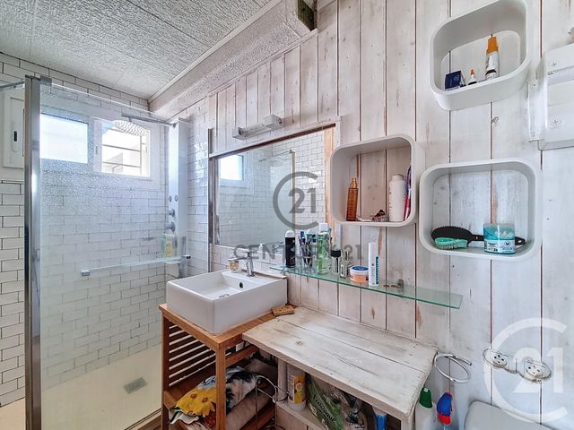 Appartement T2 à vendre - 2 pièces - 53.0 m2 - LE BARCARES - 66 - LANGUEDOC-ROUSSILLON - Century 21 Zénith