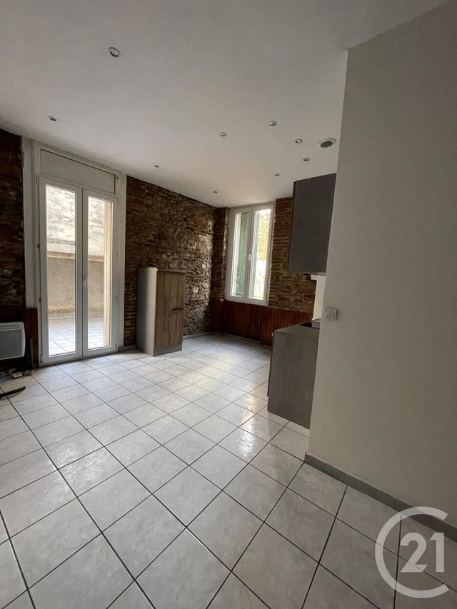 Afficher la photo en grand immeuble à vendre - 602.0 m2 - ST LAURENT DE LA SALANQUE - 66 - LANGUEDOC-ROUSSILLON - Century 21 Zénith