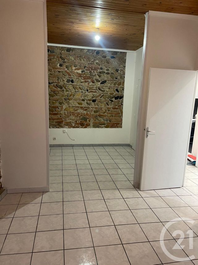 Afficher la photo en grand immeuble à vendre - 602.0 m2 - ST LAURENT DE LA SALANQUE - 66 - LANGUEDOC-ROUSSILLON - Century 21 Zénith