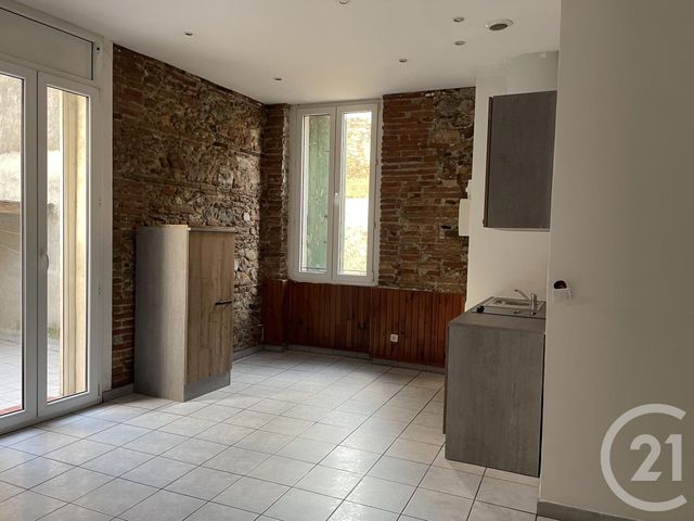 Afficher la photo en grand immeuble à vendre - 602.0 m2 - ST LAURENT DE LA SALANQUE - 66 - LANGUEDOC-ROUSSILLON - Century 21 Zénith