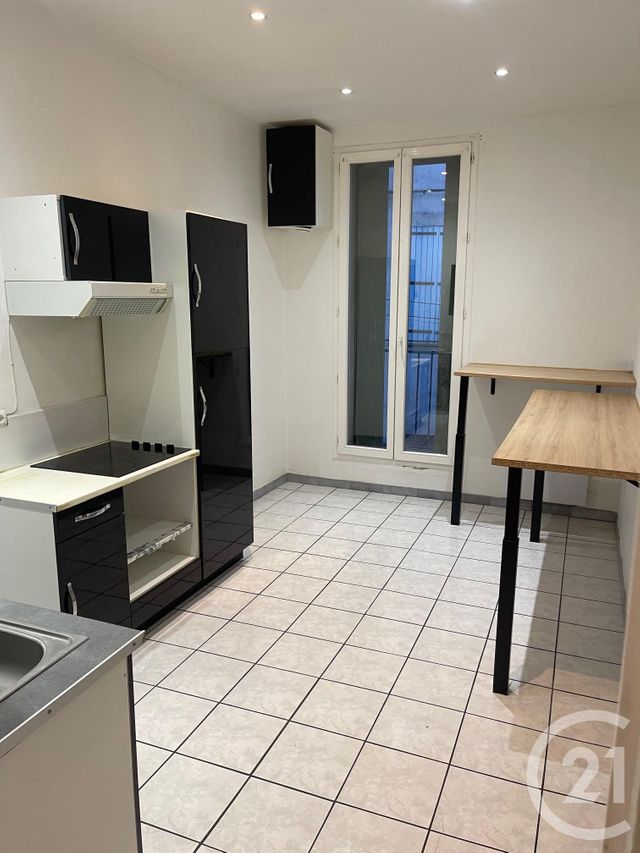 Afficher la photo en grand immeuble à vendre - 602.0 m2 - ST LAURENT DE LA SALANQUE - 66 - LANGUEDOC-ROUSSILLON - Century 21 Zénith