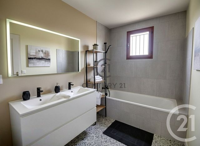 maison à vendre - 5 pièces - 130.0 m2 - ST LAURENT DE LA SALANQUE - 66 - LANGUEDOC-ROUSSILLON - Century 21 Zénith