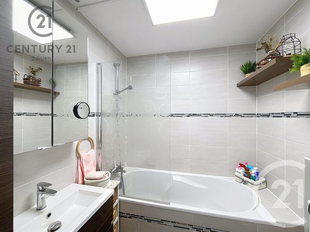 Appartement F3 à vendre - 3 pièces - 58.0 m2 - LE BARCARES - 66 - LANGUEDOC-ROUSSILLON - Century 21 Zénith