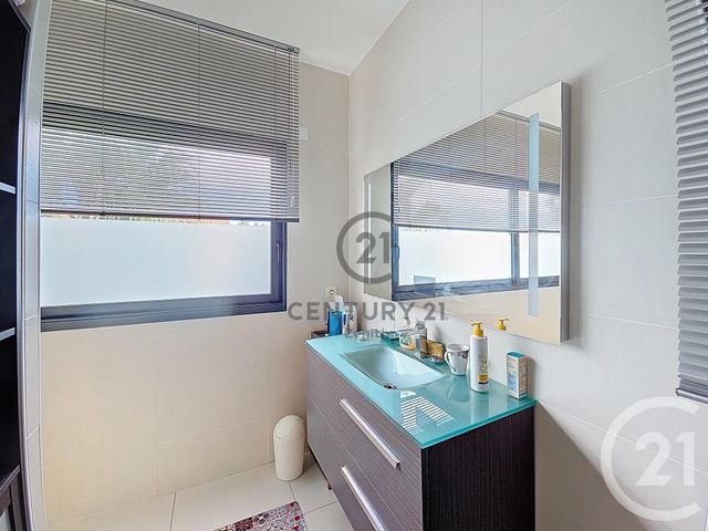 maison à vendre - 4 pièces - 180.0 m2 - TORREILLES - 66 - LANGUEDOC-ROUSSILLON - Century 21 Zénith