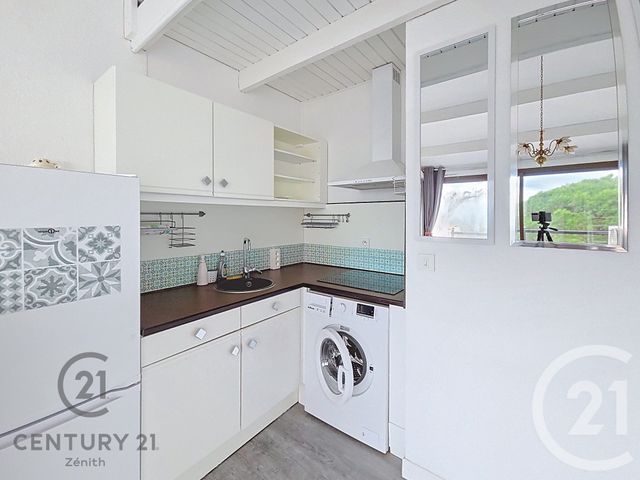 Afficher la photo en grand Appartement F2 bis à vendre - 2 pièces - 27.67 m2 - LE BARCARES - 66 - LANGUEDOC-ROUSSILLON - Century 21 Zénith