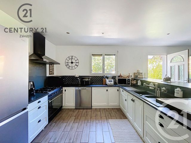 Afficher la photo en grand maison à vendre - 4 pièces - 121.48 m2 - ST LAURENT DE LA SALANQUE - 66 - LANGUEDOC-ROUSSILLON - Century 21 Zénith