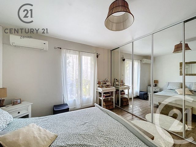 Afficher la photo en grand maison à vendre - 4 pièces - 121.48 m2 - ST LAURENT DE LA SALANQUE - 66 - LANGUEDOC-ROUSSILLON - Century 21 Zénith