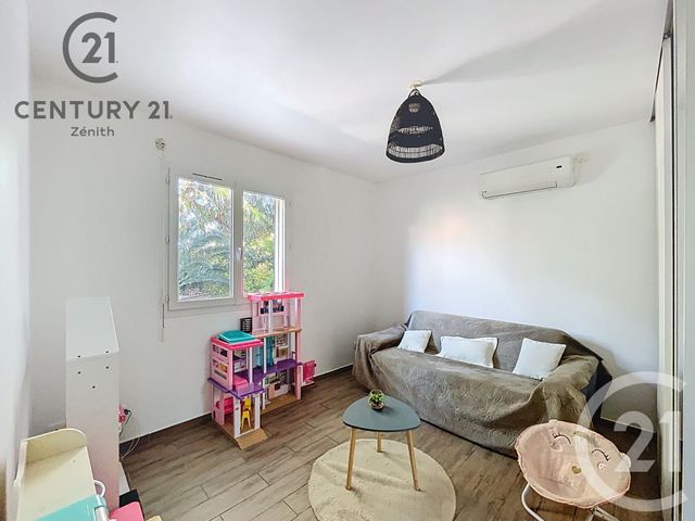 Afficher la photo en grand maison à vendre - 4 pièces - 121.48 m2 - ST LAURENT DE LA SALANQUE - 66 - LANGUEDOC-ROUSSILLON - Century 21 Zénith