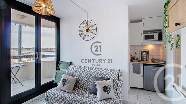 Appartement F1 bis à vendre - 2 pièces - 23.37 m2 - LE BARCARES - 66 - LANGUEDOC-ROUSSILLON - Century 21 Zénith