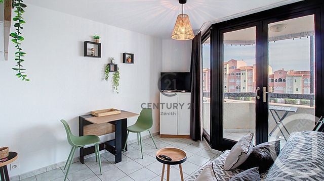 Appartement F1 bis à vendre - 2 pièces - 23.37 m2 - LE BARCARES - 66 - LANGUEDOC-ROUSSILLON - Century 21 Zénith