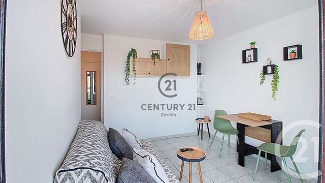 Appartement F1 bis à vendre - 2 pièces - 23.37 m2 - LE BARCARES - 66 - LANGUEDOC-ROUSSILLON - Century 21 Zénith
