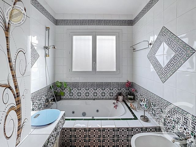 maison à vendre - 6 pièces - 159.36 m2 - ST LAURENT DE LA SALANQUE - 66 - LANGUEDOC-ROUSSILLON - Century 21 Zénith