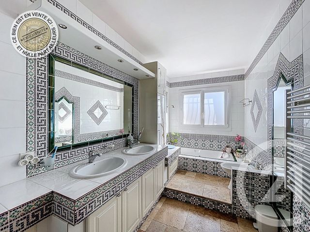 maison à vendre - 6 pièces - 159.36 m2 - ST LAURENT DE LA SALANQUE - 66 - LANGUEDOC-ROUSSILLON - Century 21 Zénith