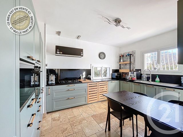 maison à vendre - 6 pièces - 159.36 m2 - ST LAURENT DE LA SALANQUE - 66 - LANGUEDOC-ROUSSILLON - Century 21 Zénith