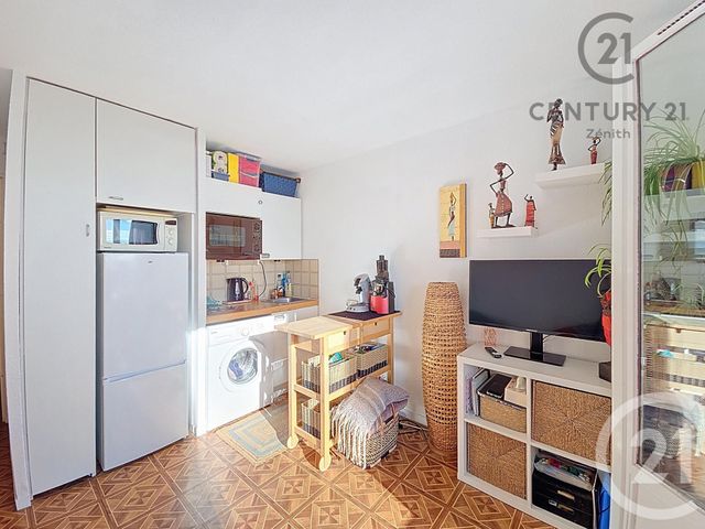Appartement T2 à vendre - 2 pièces - 22.0 m2 - LEUCATE - 11 - LANGUEDOC-ROUSSILLON - Century 21 Zénith
