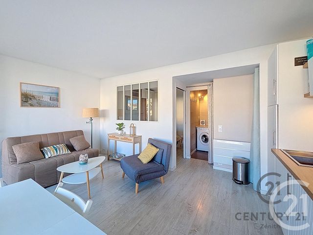 Appartement T2 à vendre - 2 pièces - 28.4 m2 - LE BARCARES - 66 - LANGUEDOC-ROUSSILLON - Century 21 Zénith