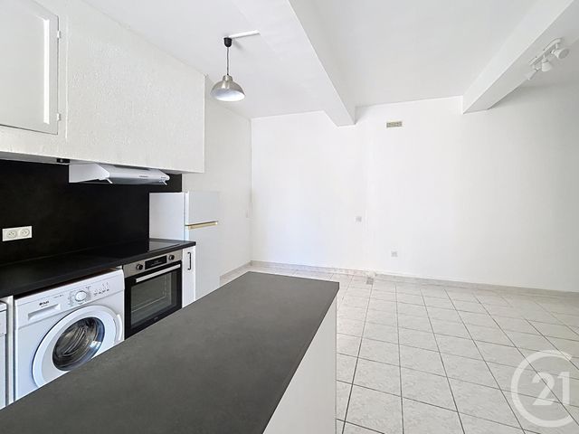 maison à vendre - 3 pièces - 51.18 m2 - ST LAURENT DE LA SALANQUE - 66 - LANGUEDOC-ROUSSILLON - Century 21 Zénith