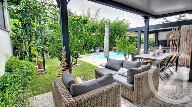 maison à vendre - 4 pièces - 137.0 m2 - ST LAURENT DE LA SALANQUE - 66 - LANGUEDOC-ROUSSILLON - Century 21 Zénith