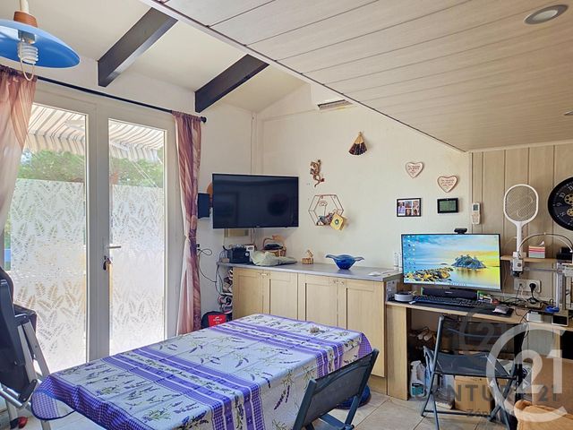 Appartement T2 à vendre - 2 pièces - 28.1 m2 - LE BARCARES - 66 - LANGUEDOC-ROUSSILLON - Century 21 Zénith