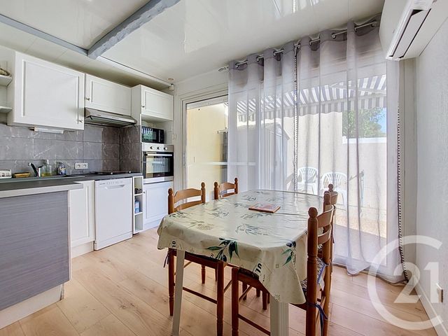 Appartement T2 à vendre - 2 pièces - 28.5 m2 - LE BARCARES - 66 - LANGUEDOC-ROUSSILLON - Century 21 Zénith