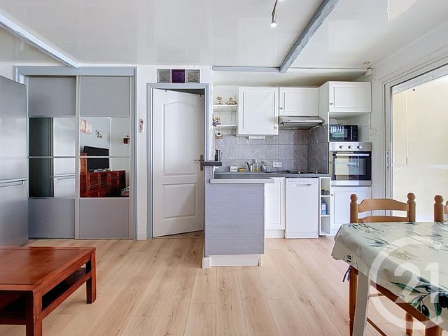 Appartement T2 à vendre - 2 pièces - 28.5 m2 - LE BARCARES - 66 - LANGUEDOC-ROUSSILLON - Century 21 Zénith